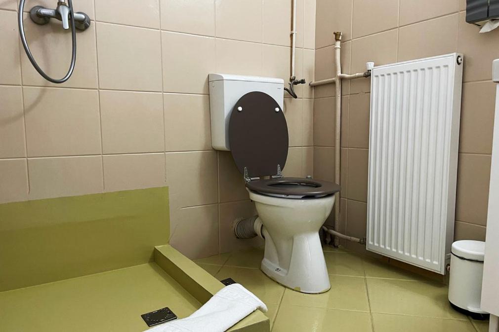 Motel Gilău Habitación foto